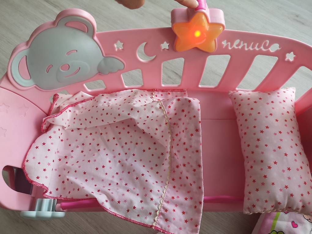 Carrozzine per bambole: Puppenwiege Bett mit Schlaflied – Usato da Ostermundigen venduto da lid_sg9q