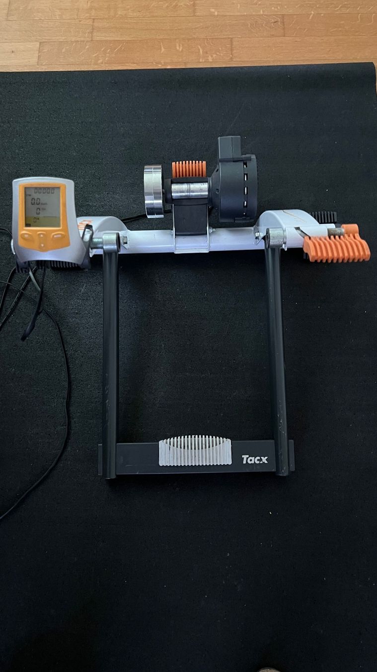 Tacx Hometrainer: Tacx Rollentrainer – Gebraucht aus Thayngen von JoshiB. 1