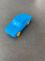 Voiture en plastique solide BMW série 5, bleue