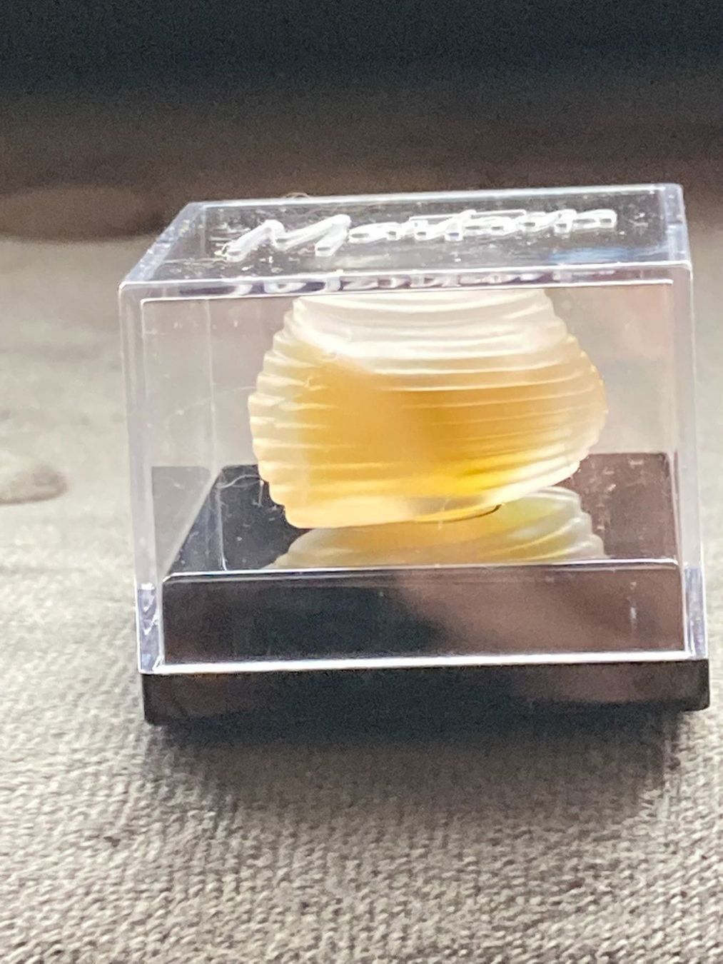 Profumi & Eau de Toilette: Parfum miniature Montana – Nuovo (secondo la descrizione) da Bassecourt venduto da CALUMET-X