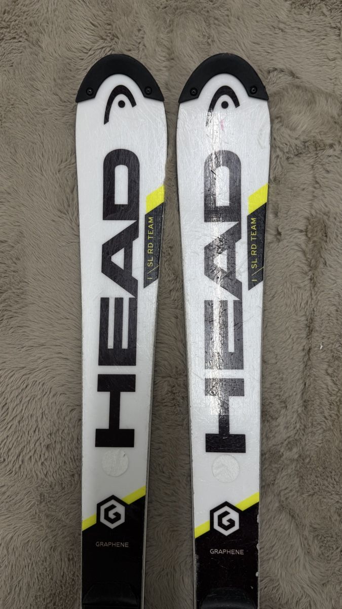 Head Sci: Head Worldcup Rebels Ski mit Bindung gebraucht 144 cm – Usato da Dietlikon venduto da Ajan.001 1