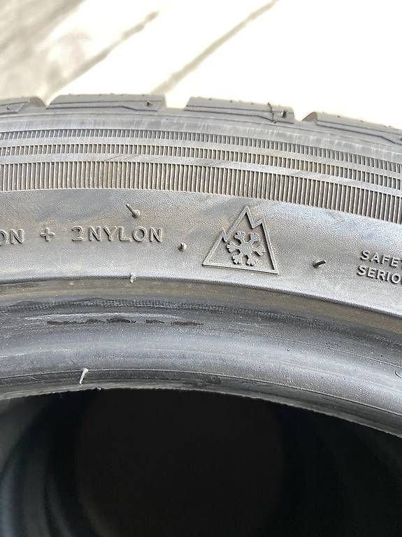 Altro in Scrittura & Disegno: 205/45/17 Hankook Winterreifen  – Usato da Frasnacht venduto da nobloff 4