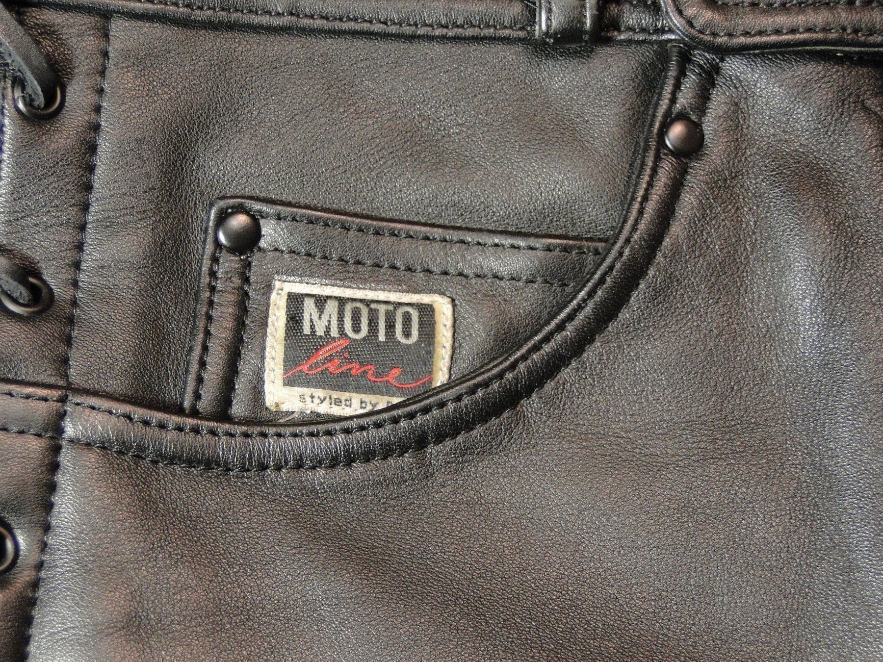 Pantalons: Motorrad Leder Hose – D'occasion à Emmenbrücke par Ulisse-22 1