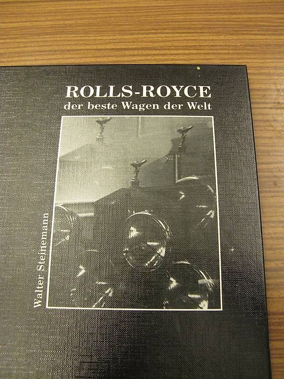 Bücher: Rolls Roys  kleines interessantes Buch . – Gebraucht aus Grenchen von eule43