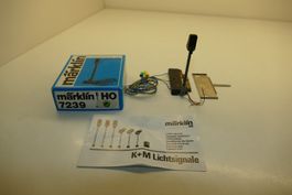 Märklin H0: K-Gleis Lichthauptsignal K.Nr. 7239 Einheit 3
