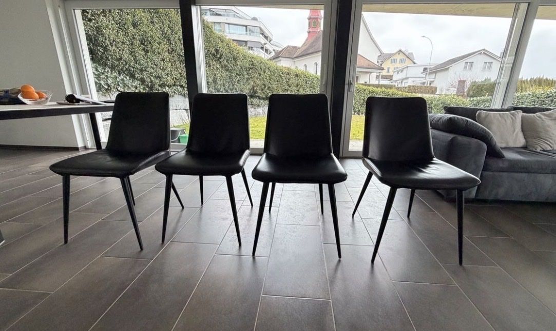 Chaises: Dining chairs  – D'occasion à Aarburg par roc_9n2c