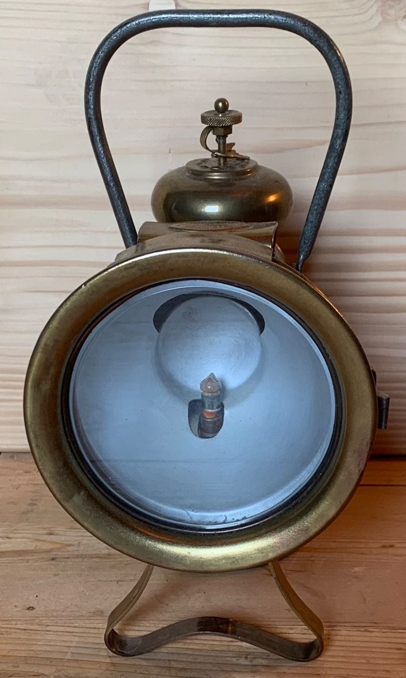 Schweizer Armee Lanterne: Karbidlampe der CH Armee – Usato da Goldingen venduto da Bergler012 1