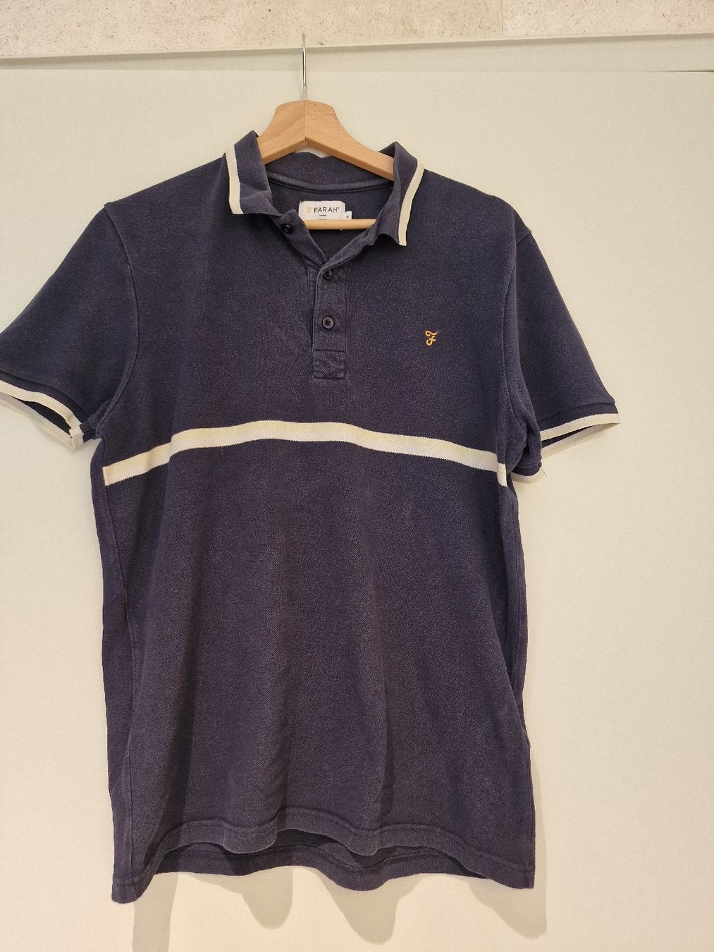 Magliette Polo: Farah Polo, Größe M. 100 % Bio-Baumwolle – Usato da Kilchberg ZH venduto da Daremyth