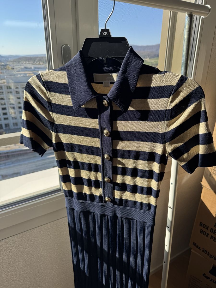 Michael Kors Kleider: Stylisches Michael Kors Strickkleid Grösse XS – Neu (gemäss Beschreibung) aus Spreitenbach von TheStyleAtelier