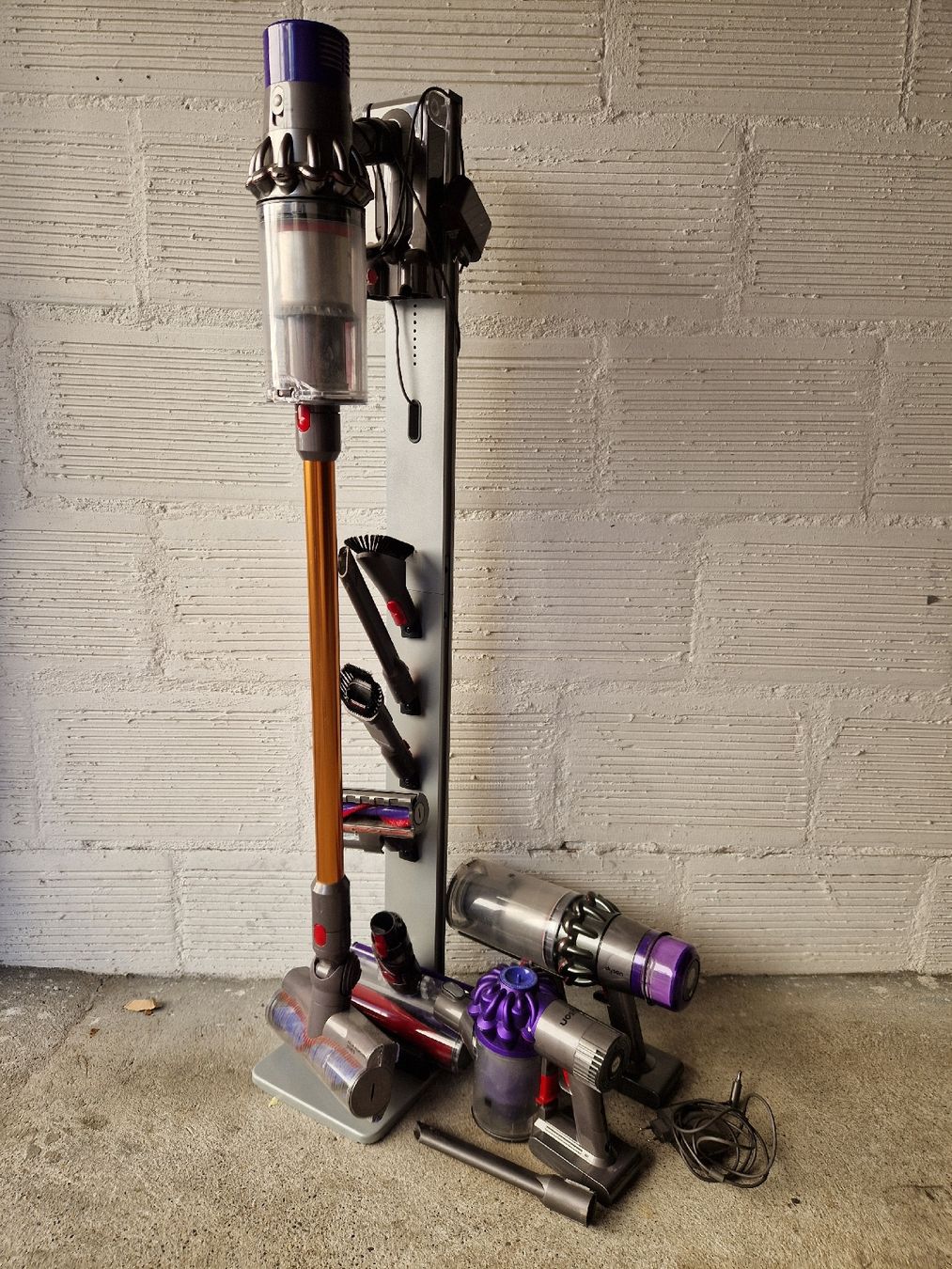Dyson Aspirapolveri & Accessori: Dyson 8,10,11 – Difettoso da Arbon venduto da Mayak_Sound 8