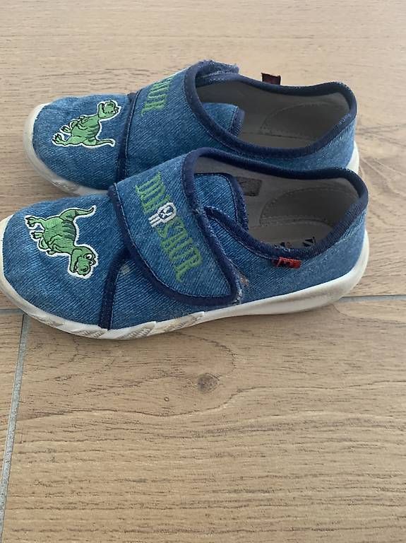Scarpe per ragazzi: Hausschuhe – Usato da Basel venduto da Frani010 1