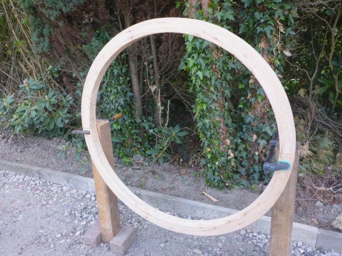 Articoli in legno: Holzbogen / Rosenbogen / Halbbogen / Leimholzbogen – Nuovo e nell'imballaggio originale da Aesch BL venduto da M.Cueni 3