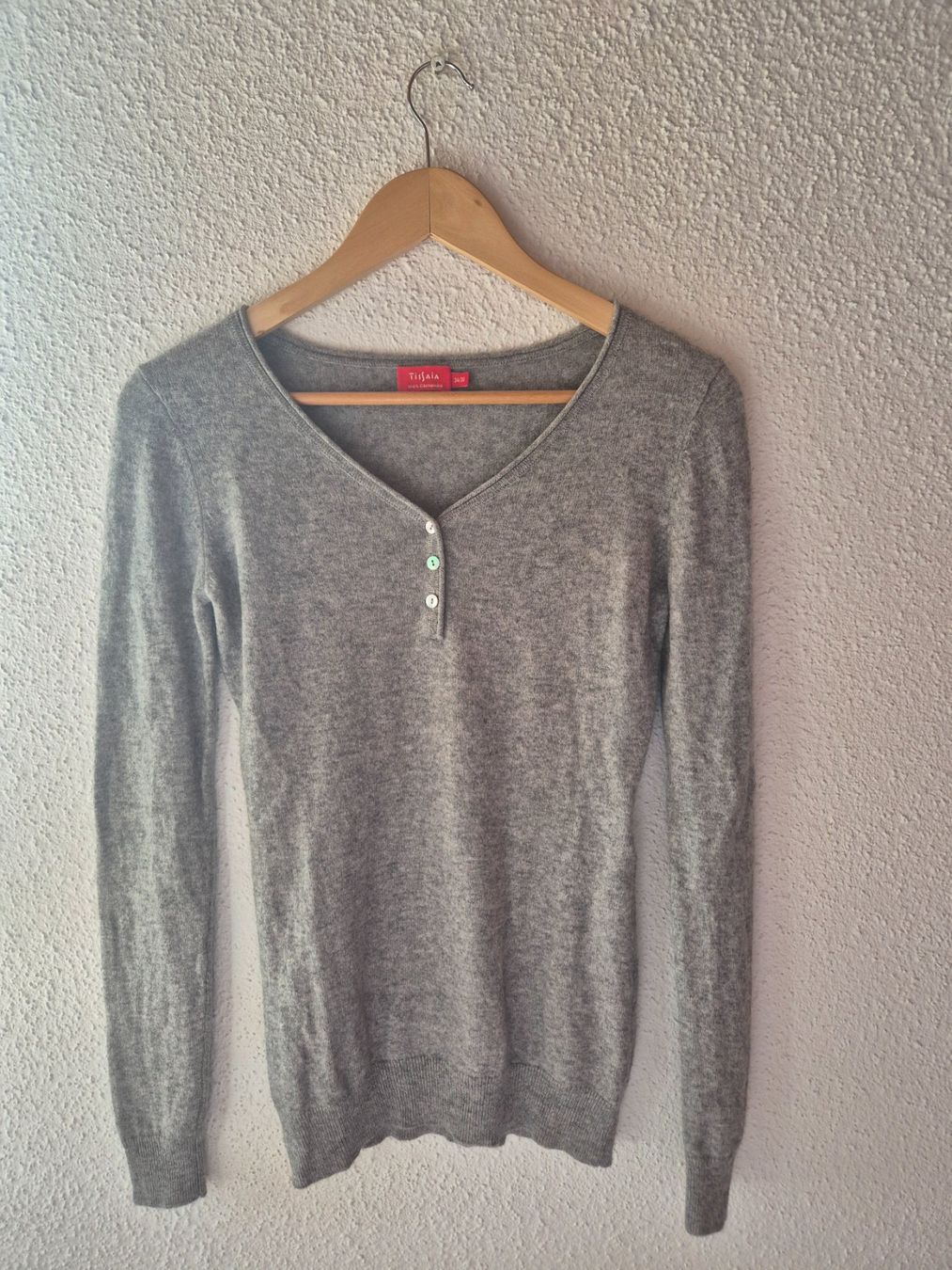 Pullover & Sweatshirts: Pull 100% cachemire – Gebraucht aus Ecublens VD von ond_92hx