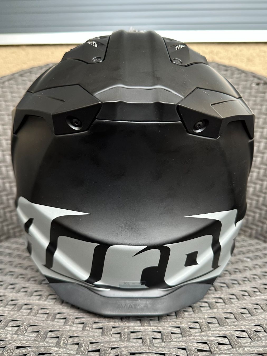 Airoh Casques & visières: Airoh Aviator 3 Motorrad Helm – Neuf (Voir description) à Neuhausen par pas_9lqk 1