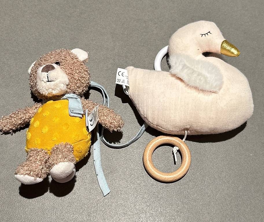 Spielzeuge: Spieluhren – Gebraucht aus Mauren von fammeiersele