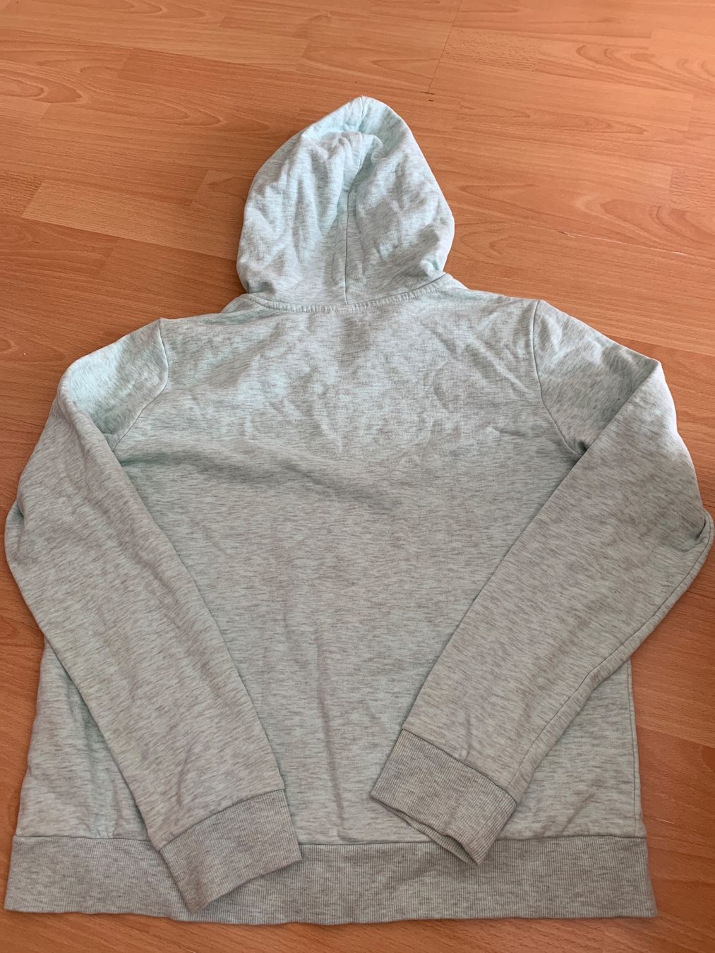 H&M Gilets & Westen: Jolie jaquette H&M taille L – Gebraucht aus MEYRIN von Gwendo10 1