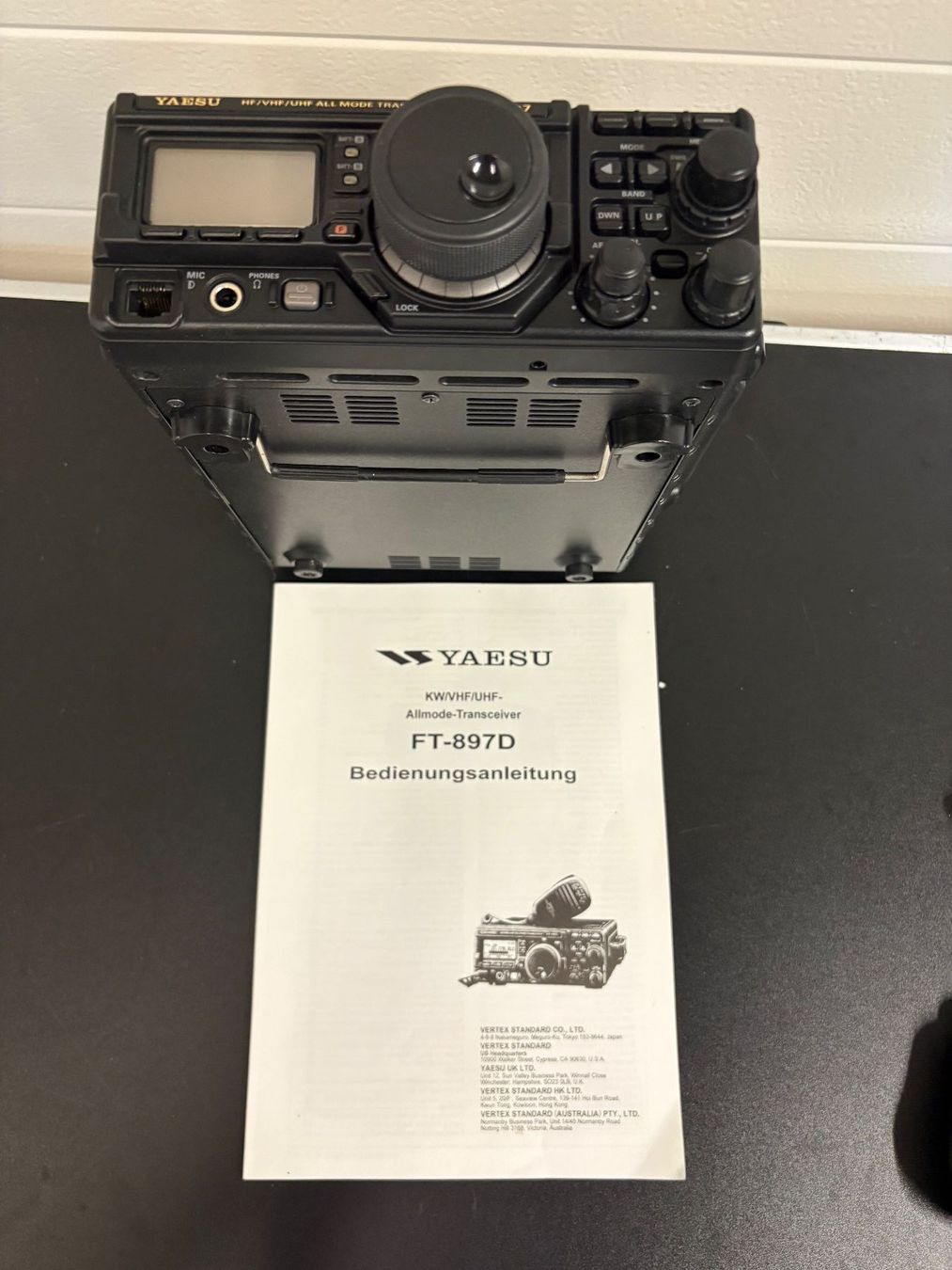 Yaesu Radiocomunicazione: Funkgerät Yaesu FT-897D Allmode-Transceiver gebraucht – Usato da Wiesendangen venduto da plus-minus 1