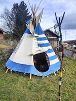 Grosses Tipi mit viel Zubehör
