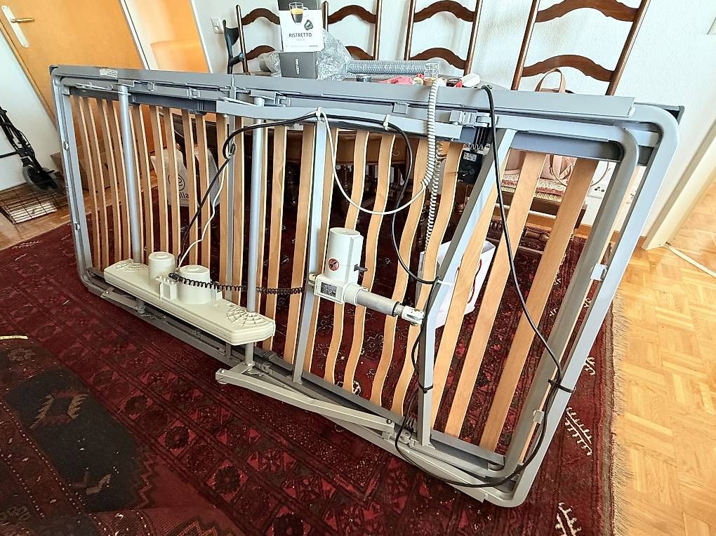 Lattenroste: Sommier électrique – Gebraucht aus Plan-les-Ouates von val_c6z7 1