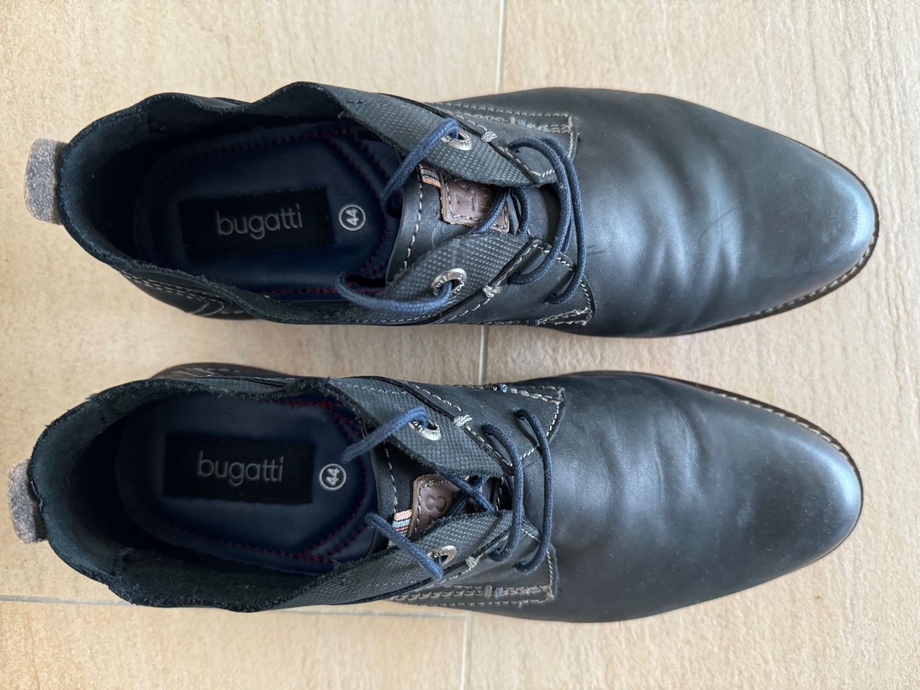 Chaussures hommes: Bottines Bugatti, p.44 – Neuf (Voir description) à St-Gingolph par GoldenKeys 1