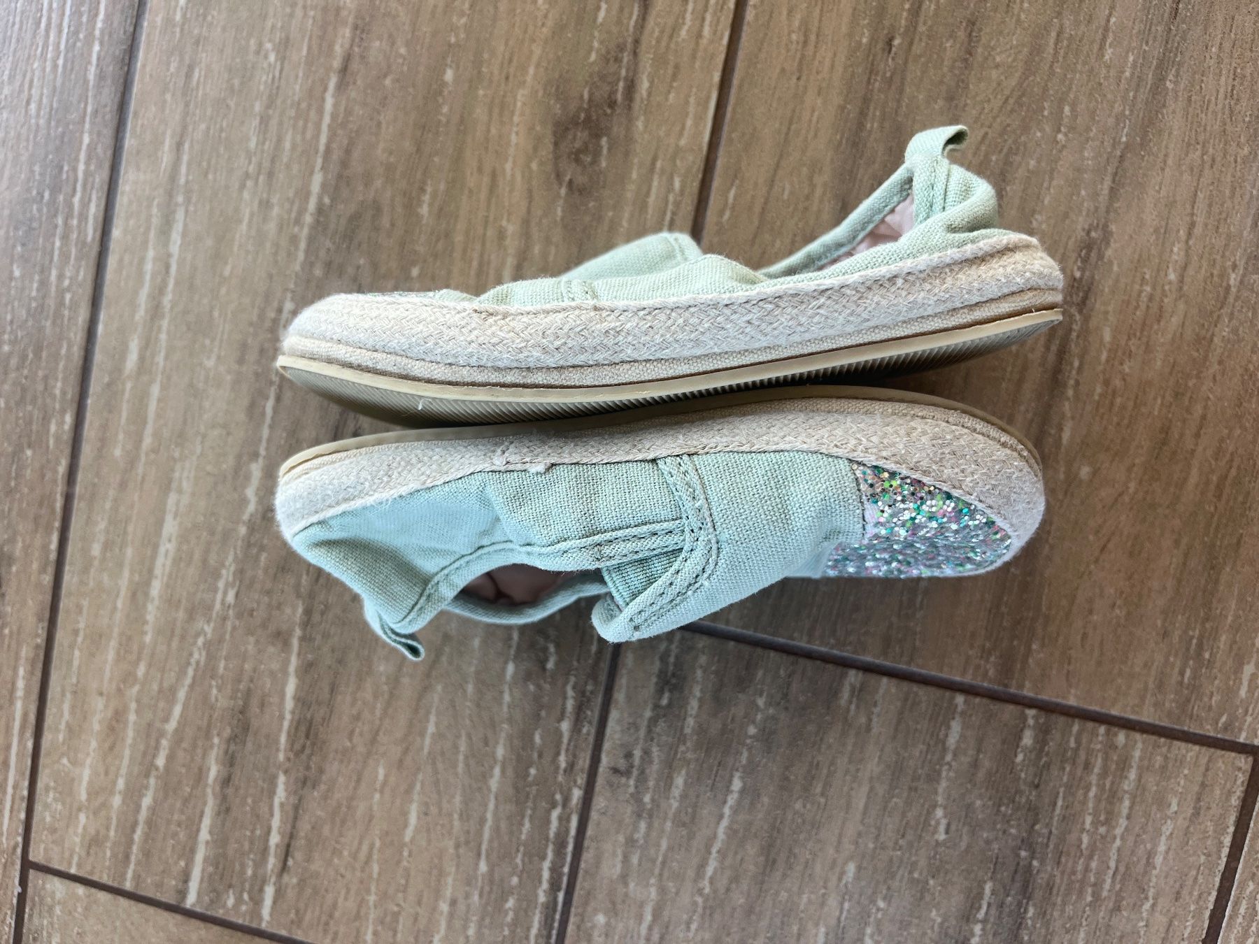 Scarpe per ragazze: 24_Sehr süss und weich_Baumwolle – Usato da Versegeres venduto da kista 3