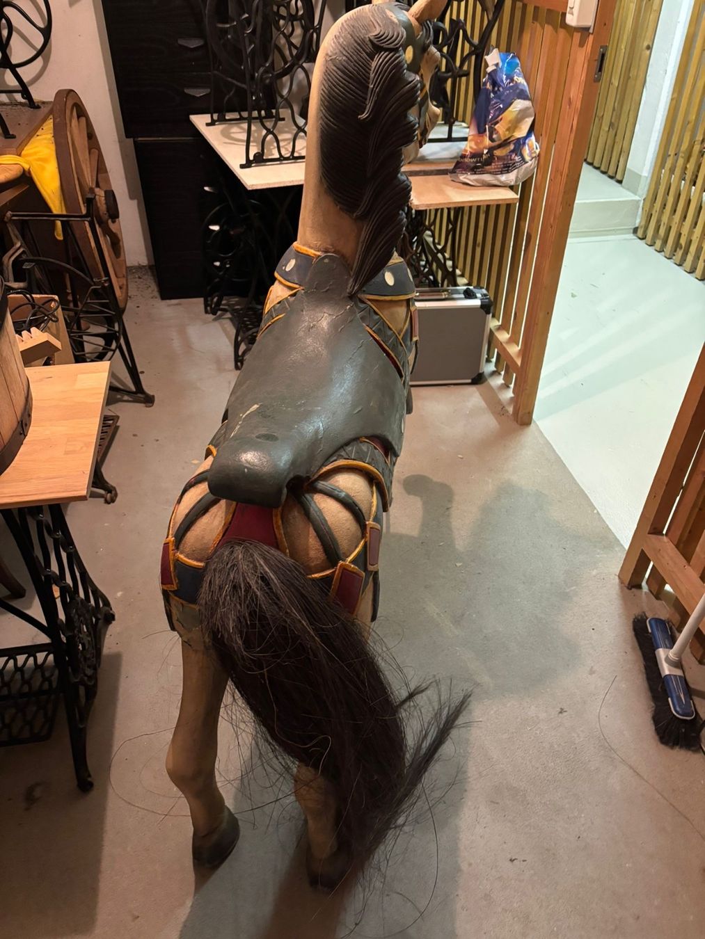 Statuette: Karussell Pferd – Usato da Unterägeri venduto da Muggenstutz03 3