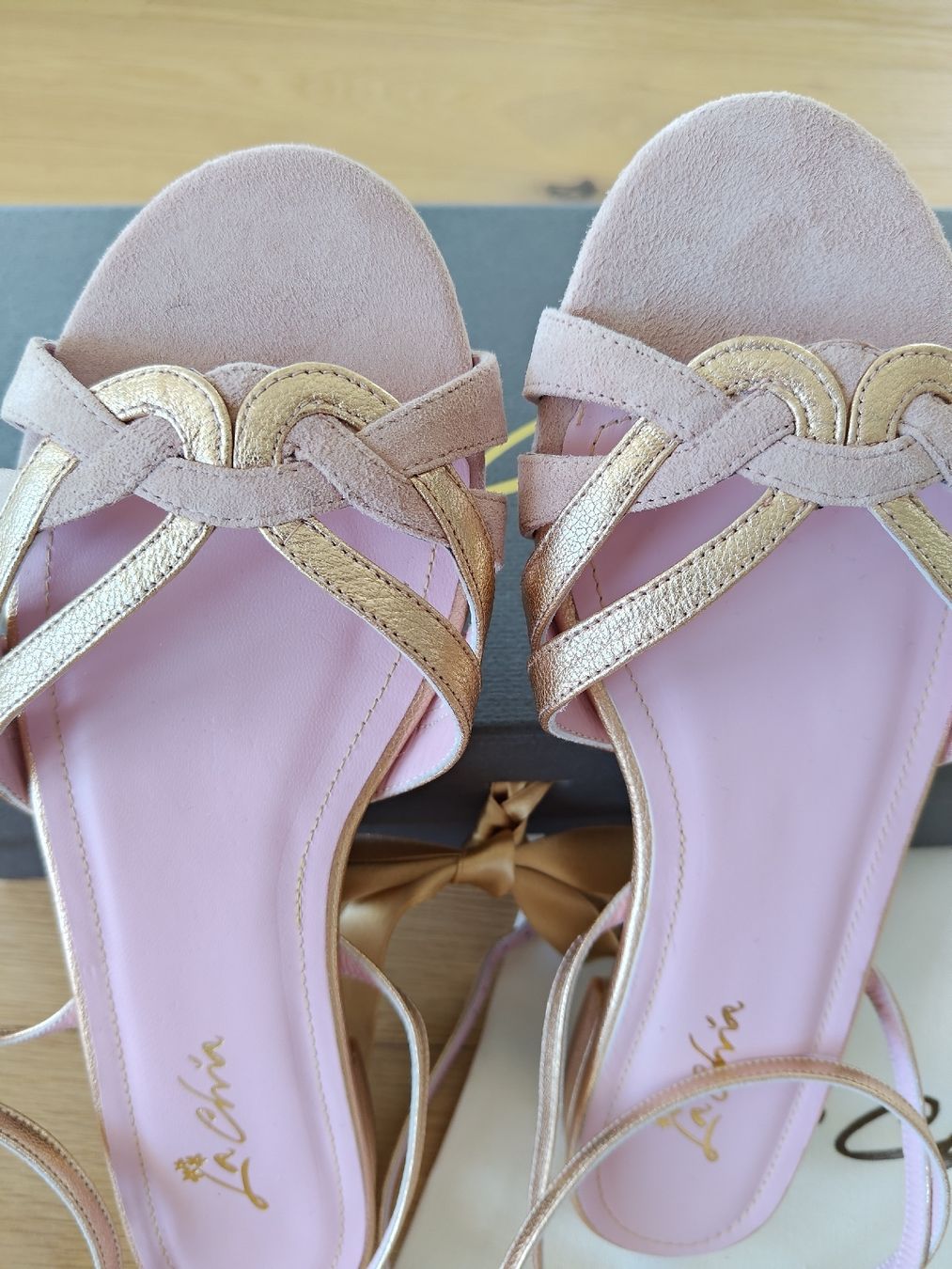 Scarpe da donna: Neue Brautschuhe Sandalen Gr. 39 – Nuovo e nell'imballaggio originale da Rain venduto da dalamaus 2