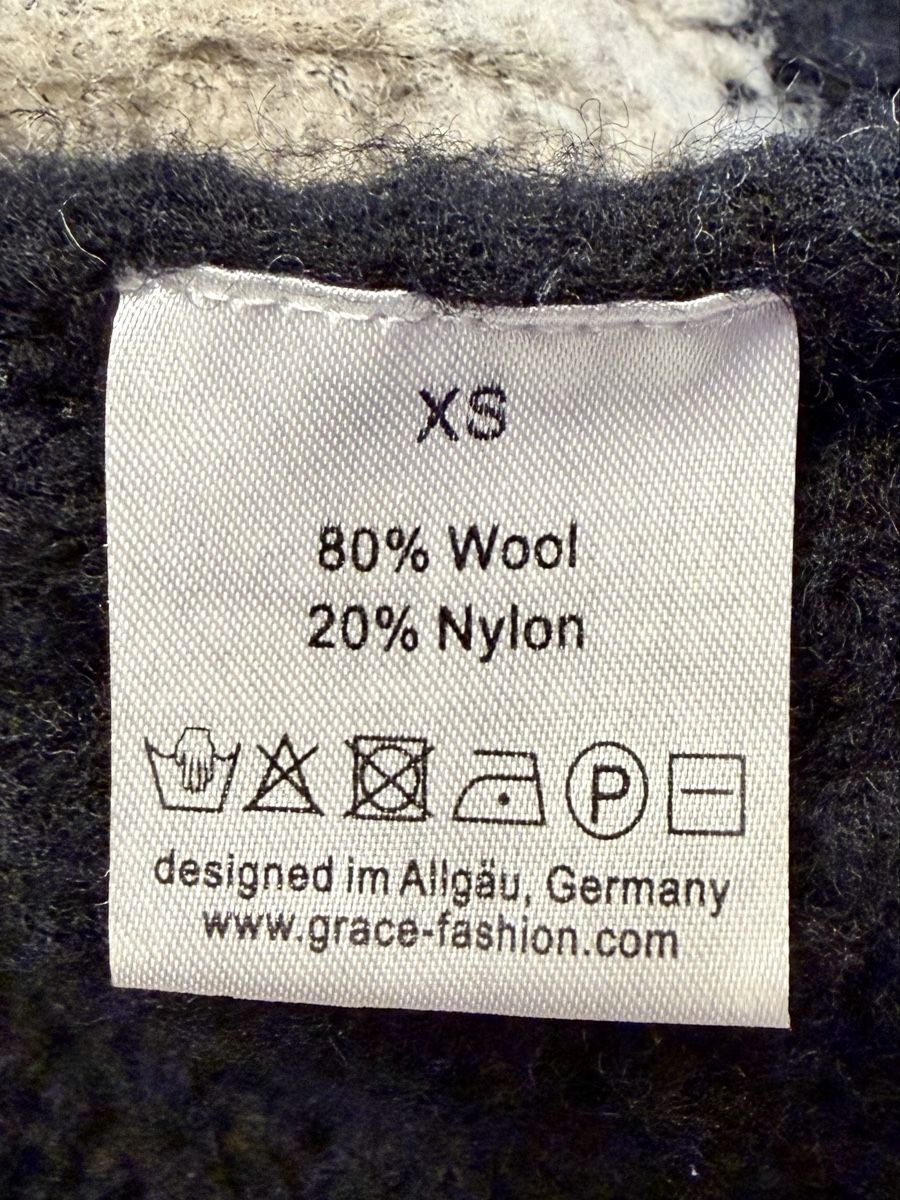 Grace Jacken: GRACE Strickjacke, Grösse XS – Neu (gemäss Beschreibung) aus Oberhasli von anzis 6