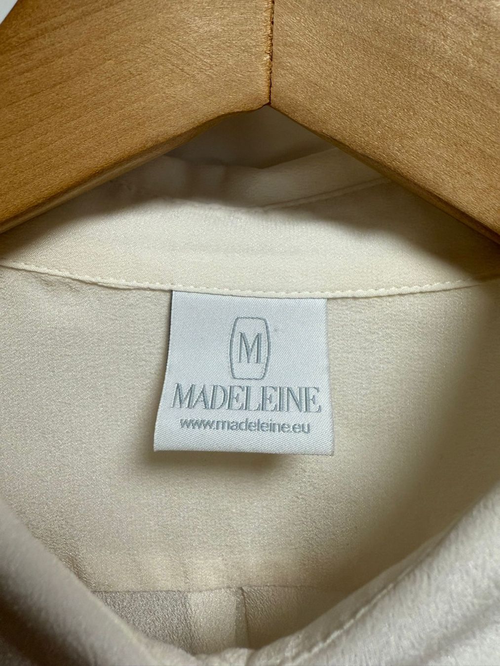 Madeleine Camicette: Madeleine Damenbluse Gr. 40 - 100% Seide – Nuovo (secondo la descrizione) da Frauenfeld venduto da LIL_NA 4