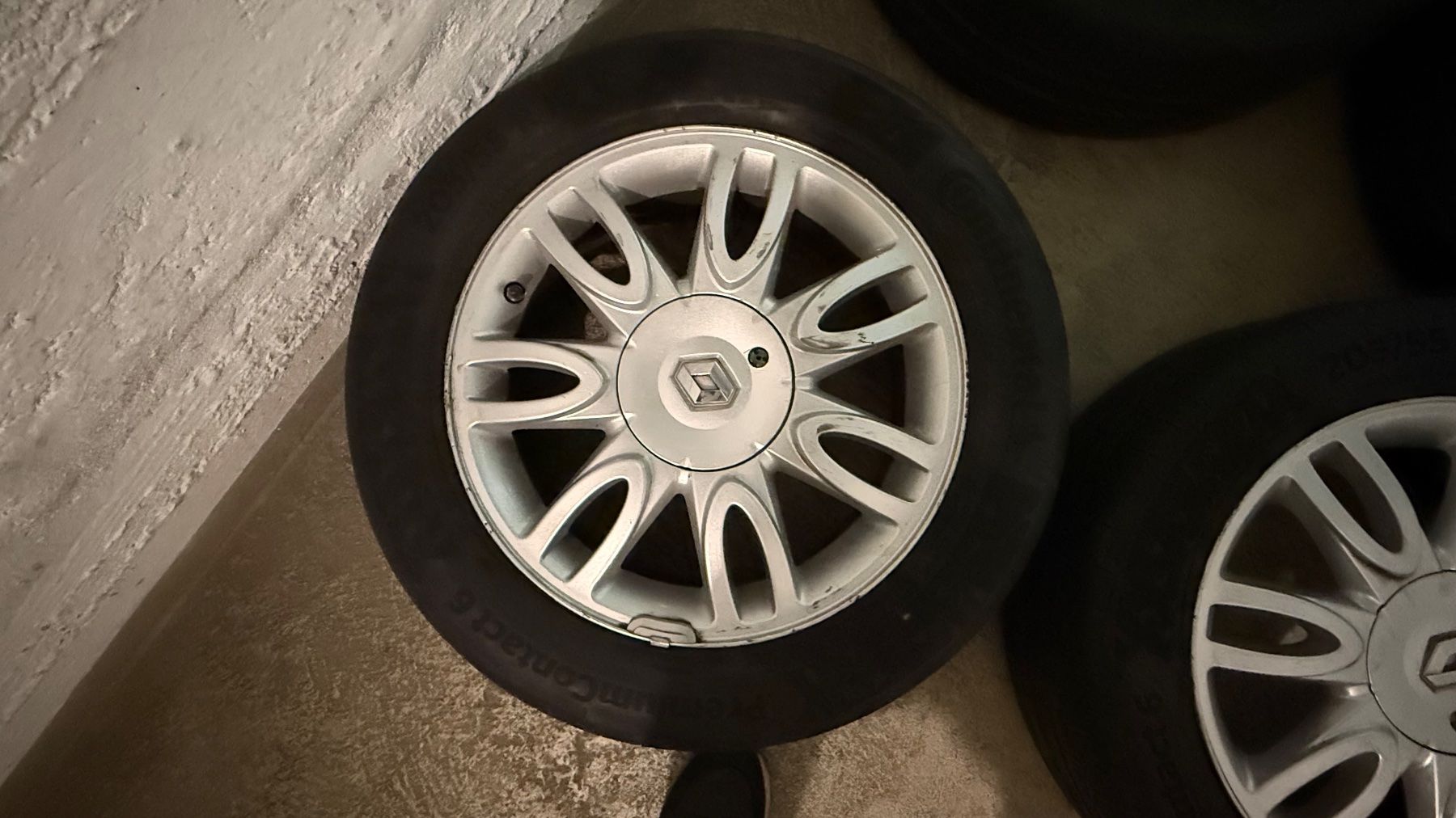 Renault Felgen: 4x original renault Laguna felgen – Gebraucht aus Glattbrugg von BlitzSale 2