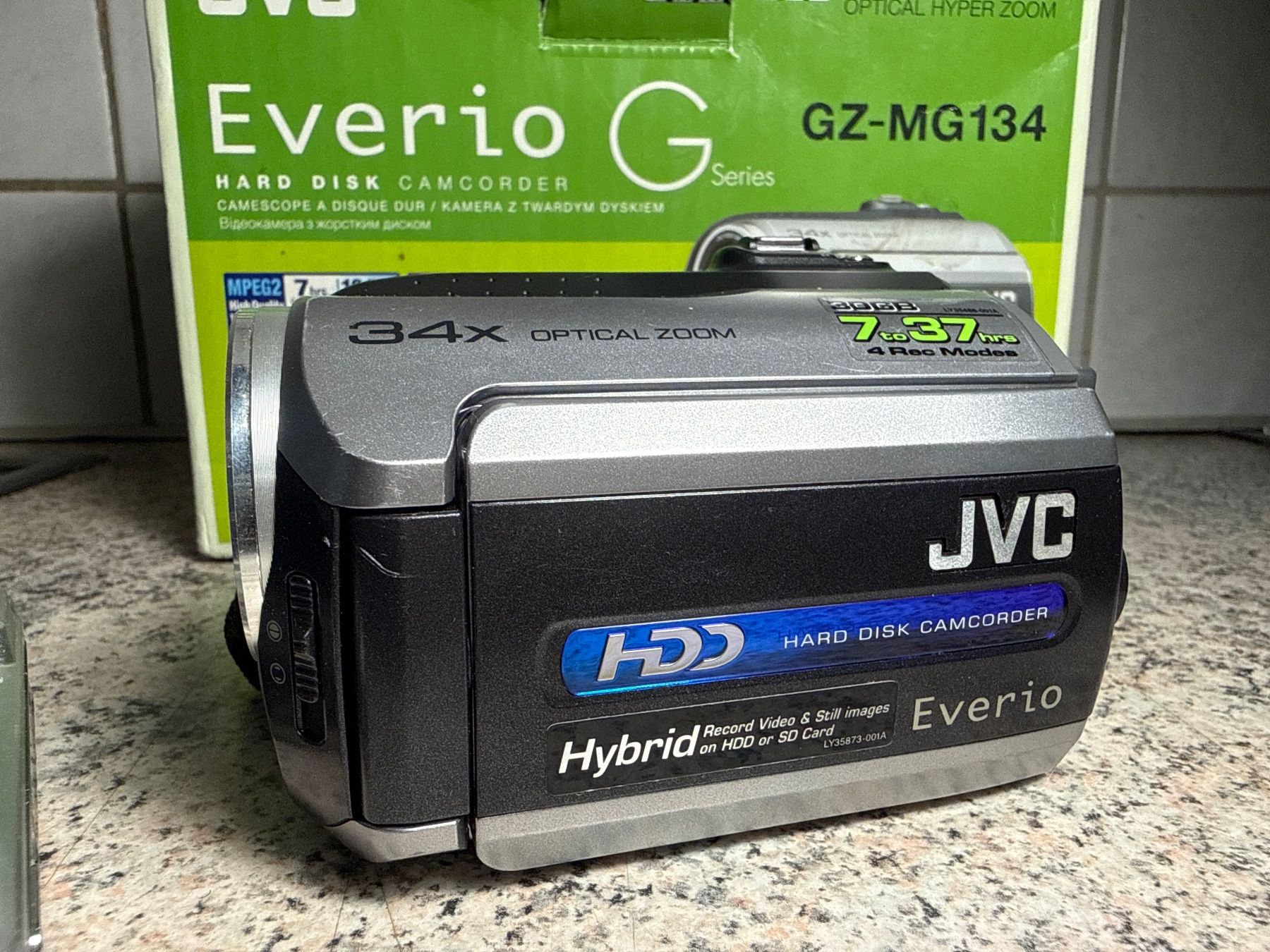 JVC Videocamere: Lot caméra appareil photo – Usato da St imier venduto da sav_bjf9 5