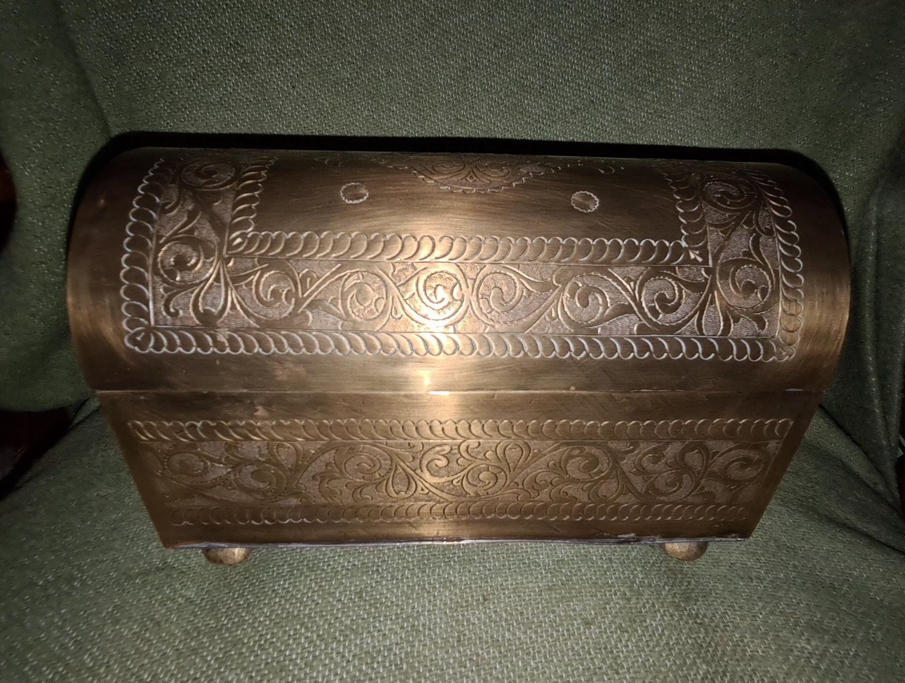 Truhen: Coffret à bijoux / Laiton – Gebraucht aus Cortaillod von signep
