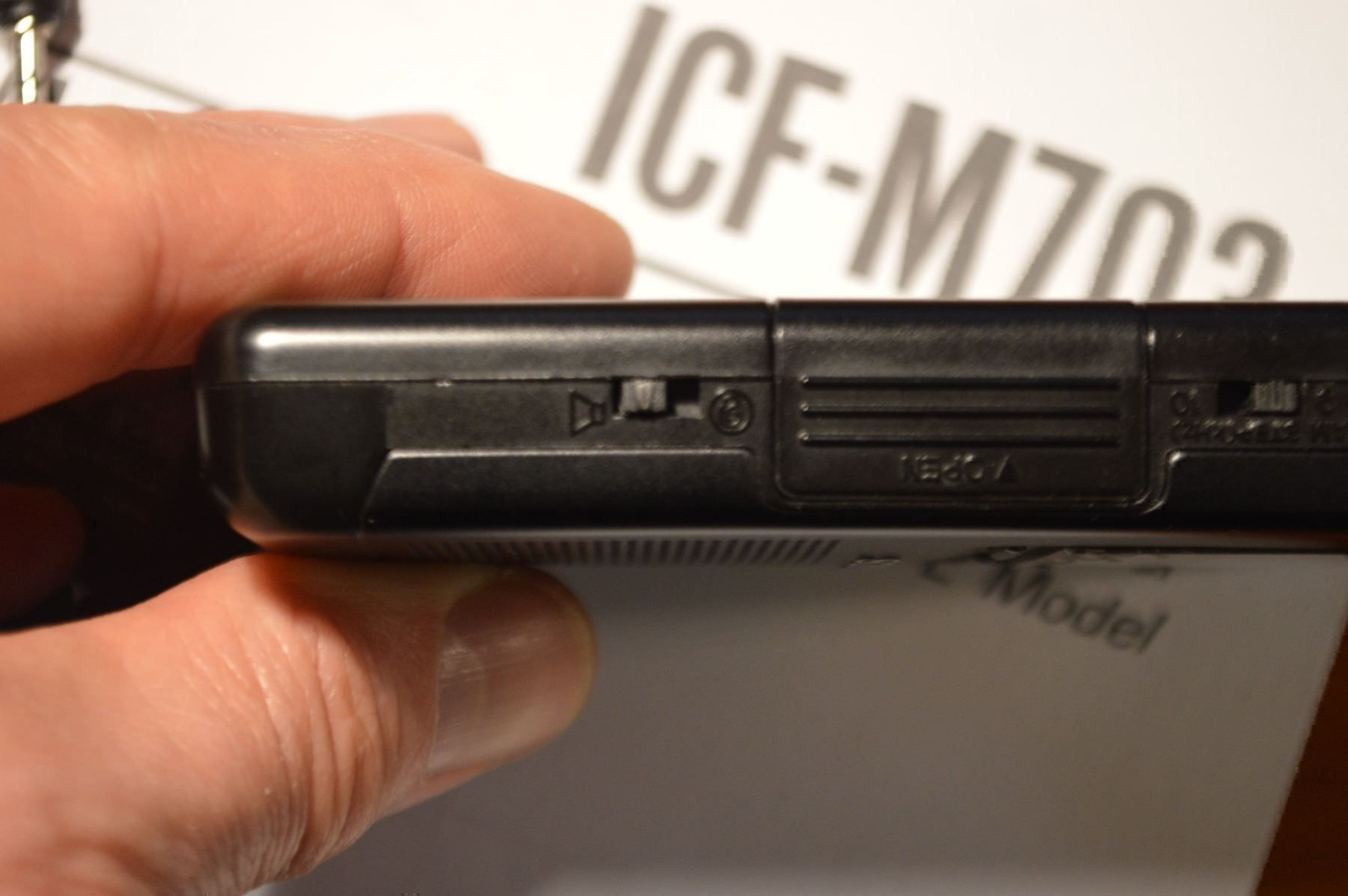 Sony Radios: Sony ICF-M703 mini Vintage FM Receiver – Gebraucht aus Mauren TG von xkr1998 6