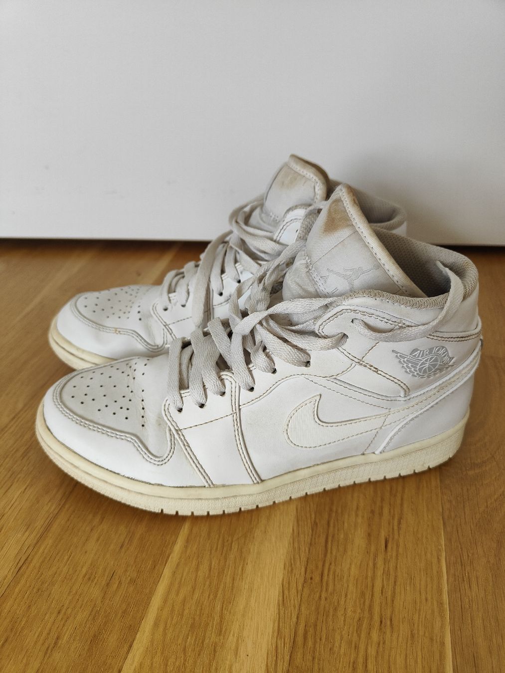 Jordan Scarpe da uomo: Air Jordan 1 – Usato da Liestal venduto da Maski11 1