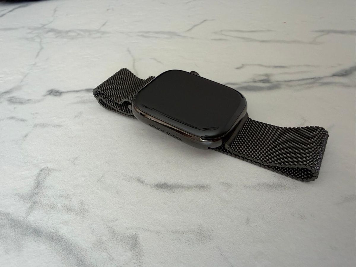 Apple Smartwatch: Apple Watch Series 11 Titan – Nuovo (secondo la descrizione) da Lömmenschwil venduto da tmr_xx 1