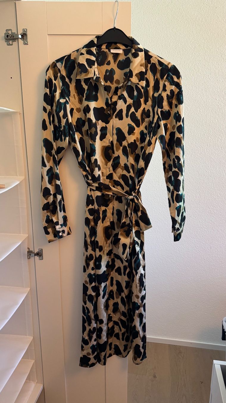 Kleider: Langes Kleid VILA – Gebraucht aus Rothenthurm von Lynn_DM 3