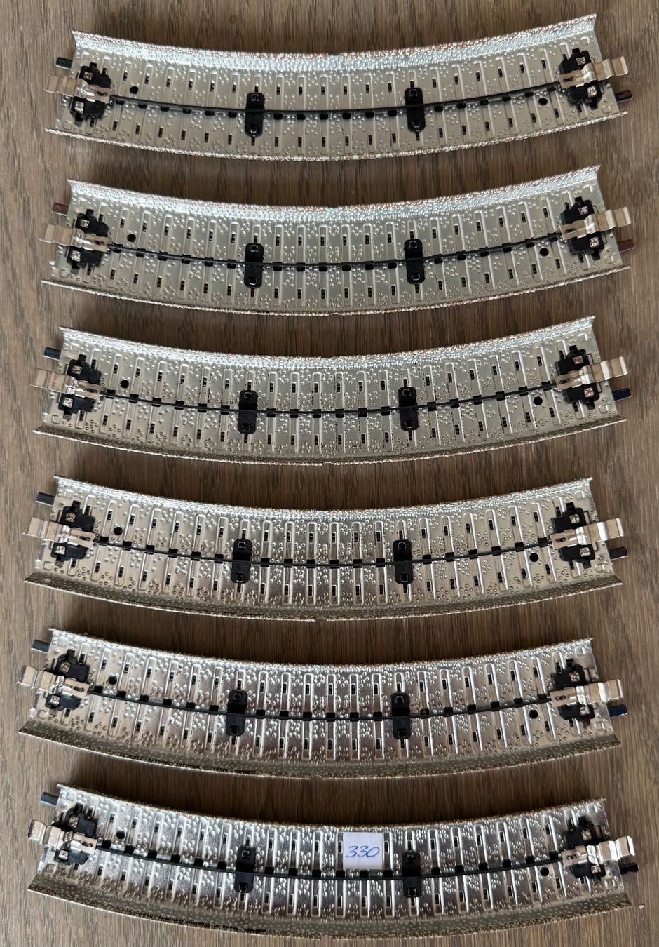 Märklin Modellini di ferrovie: M-Gleise, 5100 gebogen, 6 Stück – Usato da St. Moritz venduto da Manu7500 1