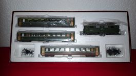 Bemo : Jubiläumsset 7215 100,mit Lok und 3 Wagen, DC,analog