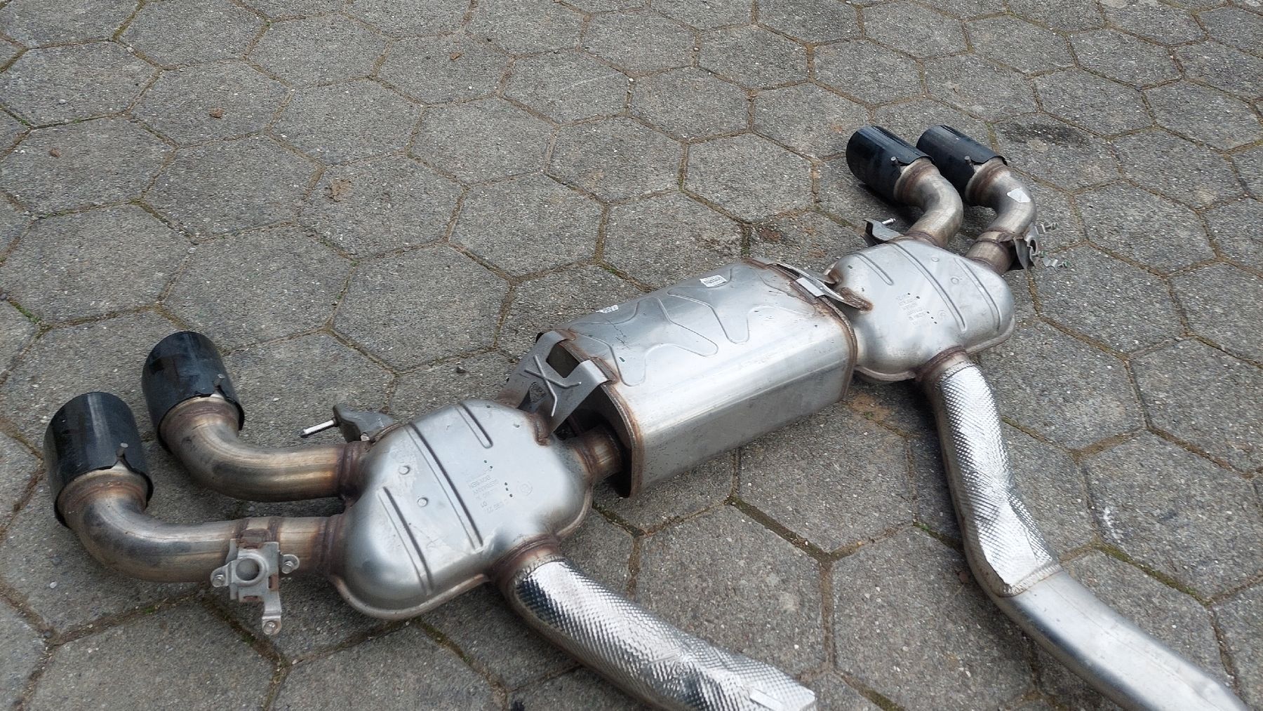 BMW Auspuffanlagen: BMW Auspuffanlage – Gebraucht aus Othmarsingen von Lanz05 3
