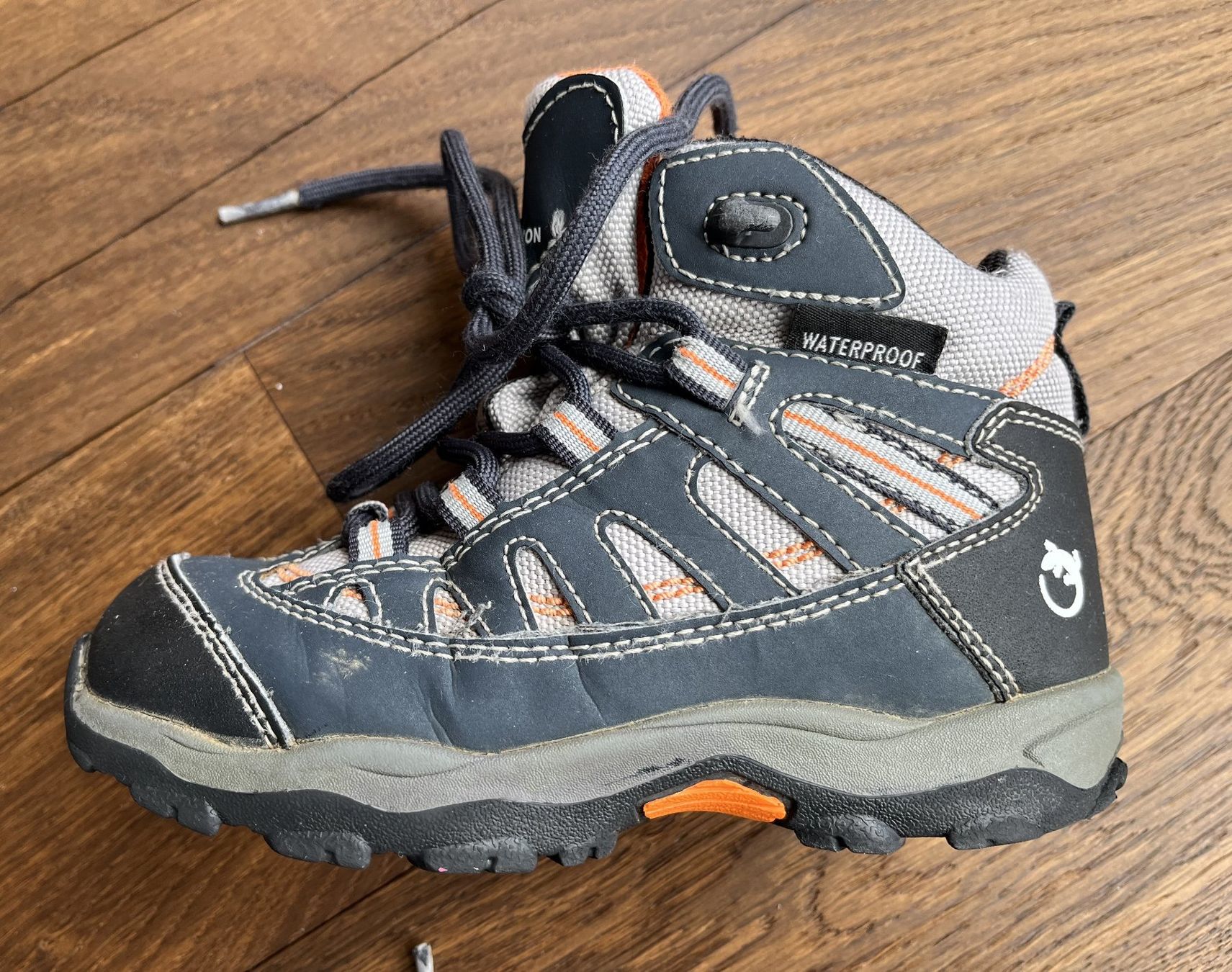 Trevolution Scarpe per ragazzi: Schuhe Wanderschuhe Trekkingschuhe Trevolution Gr. 29 – Usato da Affoltern am Albis venduto da Blackrhythm 4