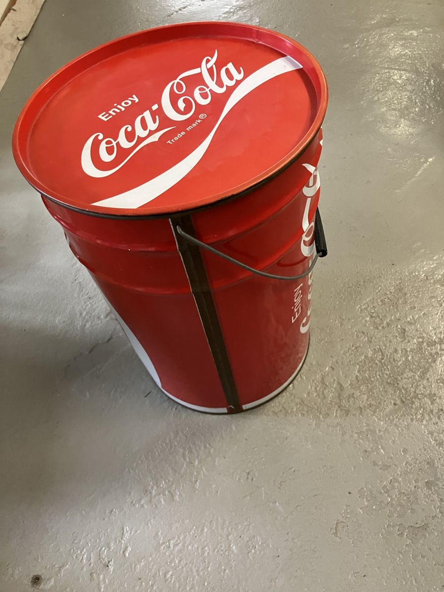 Altro per la casa: Coca Cola Eimer / Sitzhocker – Usato da Aarburg venduto da Wendepunkt_Fundgrube 2