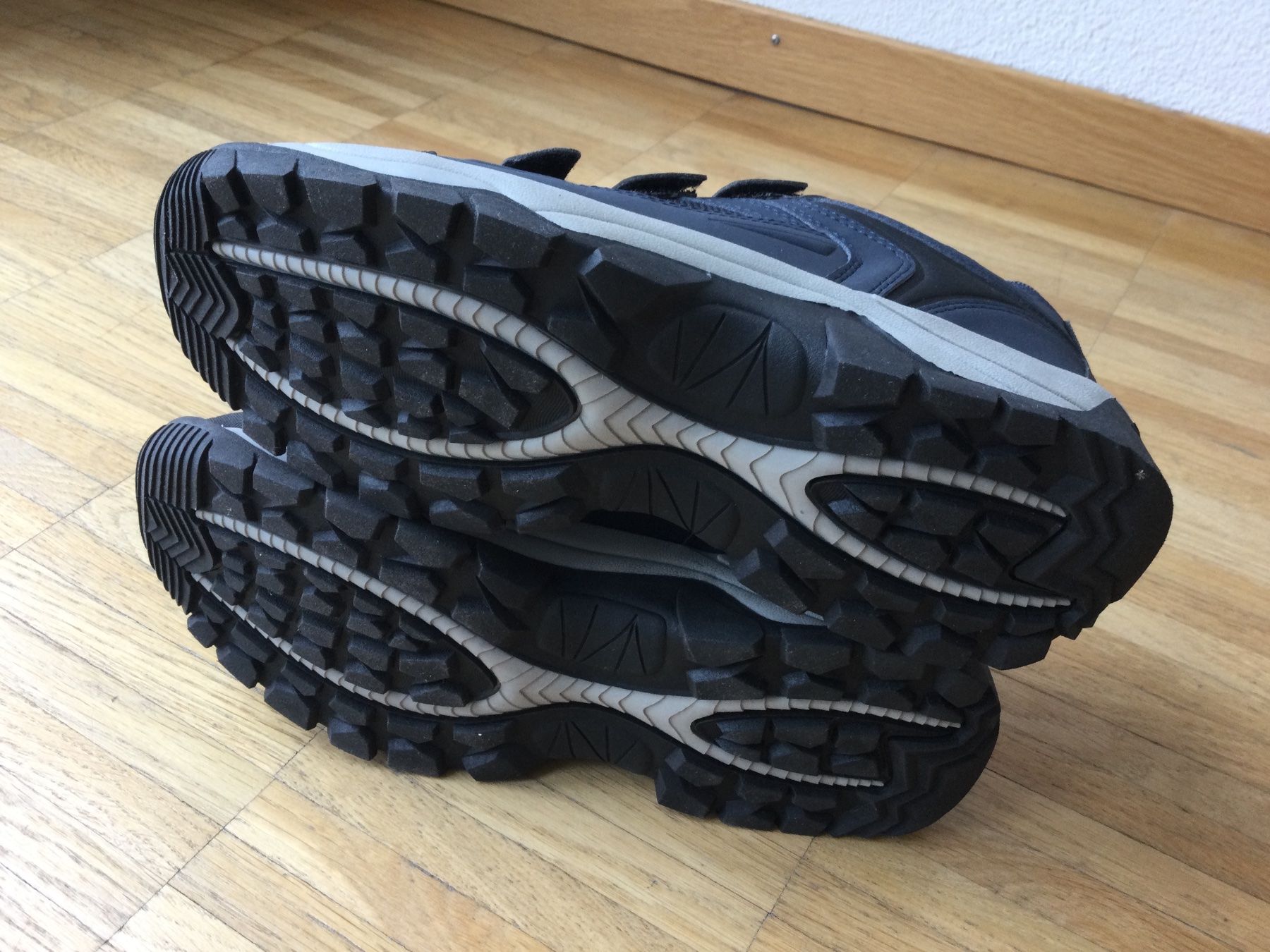 Scarpe da uomo: Vty Trekking Sneakers Gr. 41 Neu – Nuovo e nell'imballaggio originale da Zürich venduto da VorlonShadow 4