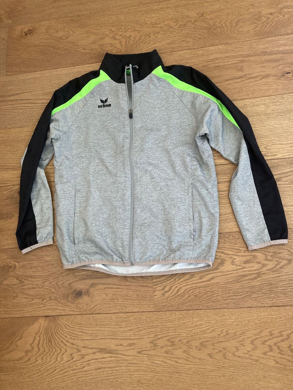 Erima Giacche: Sportjacke / Trainerjacke Gr. 152 – Nuovo (secondo la descrizione) da Zollikofen venduto da gamel01