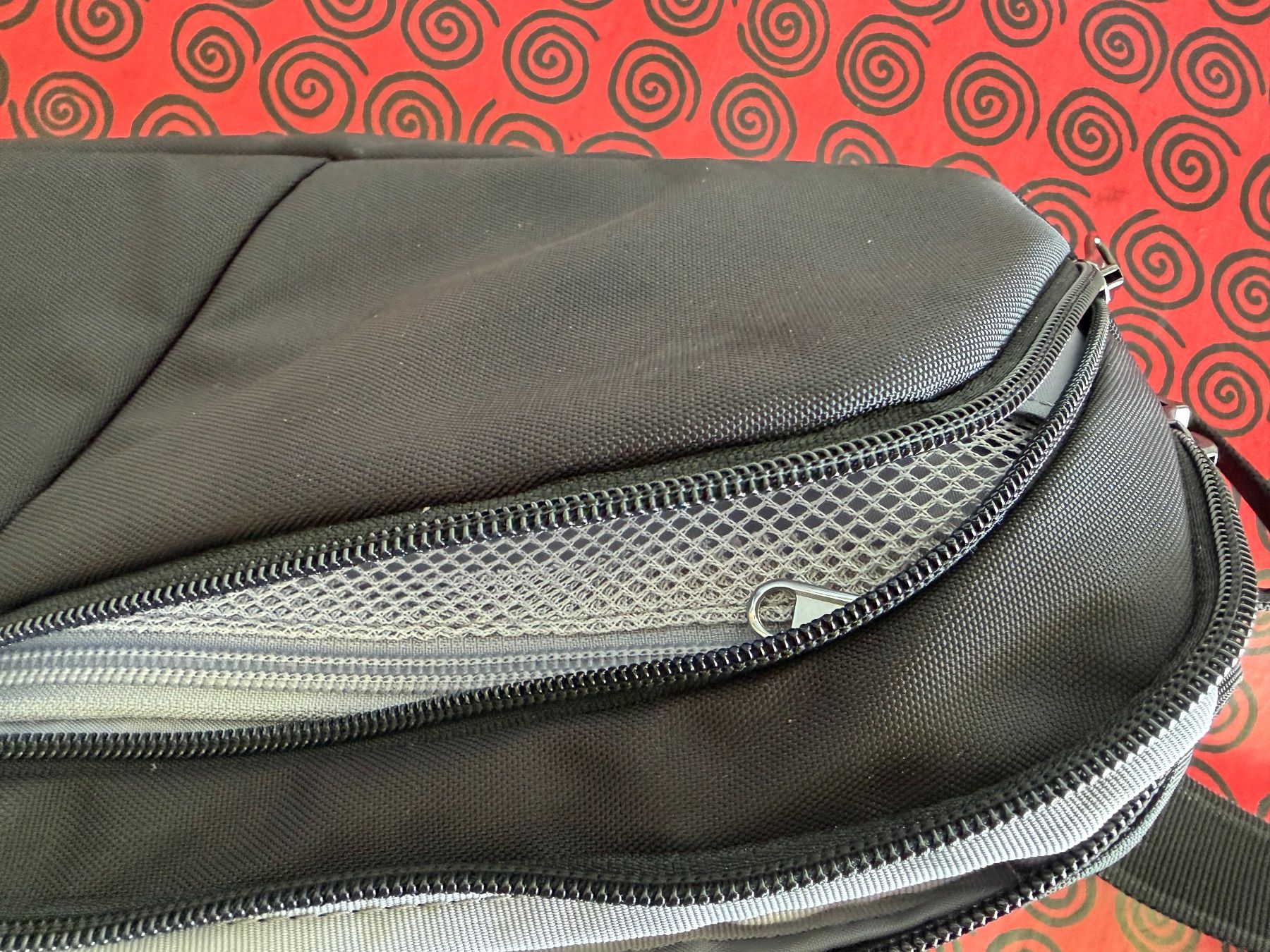 Taschen: PACSAFE Bauchtasche Sling Pack 150 – Neu (gemäss Beschreibung) aus Bern von Rigu 2