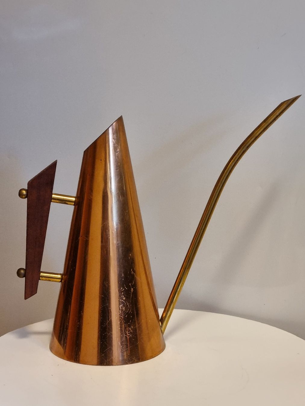 Annaffiatura & Irrigazione: Mid Century Giesskanne Kupfer Messing Holzgriff – Usato da Scharnachtal venduto da devin03 1