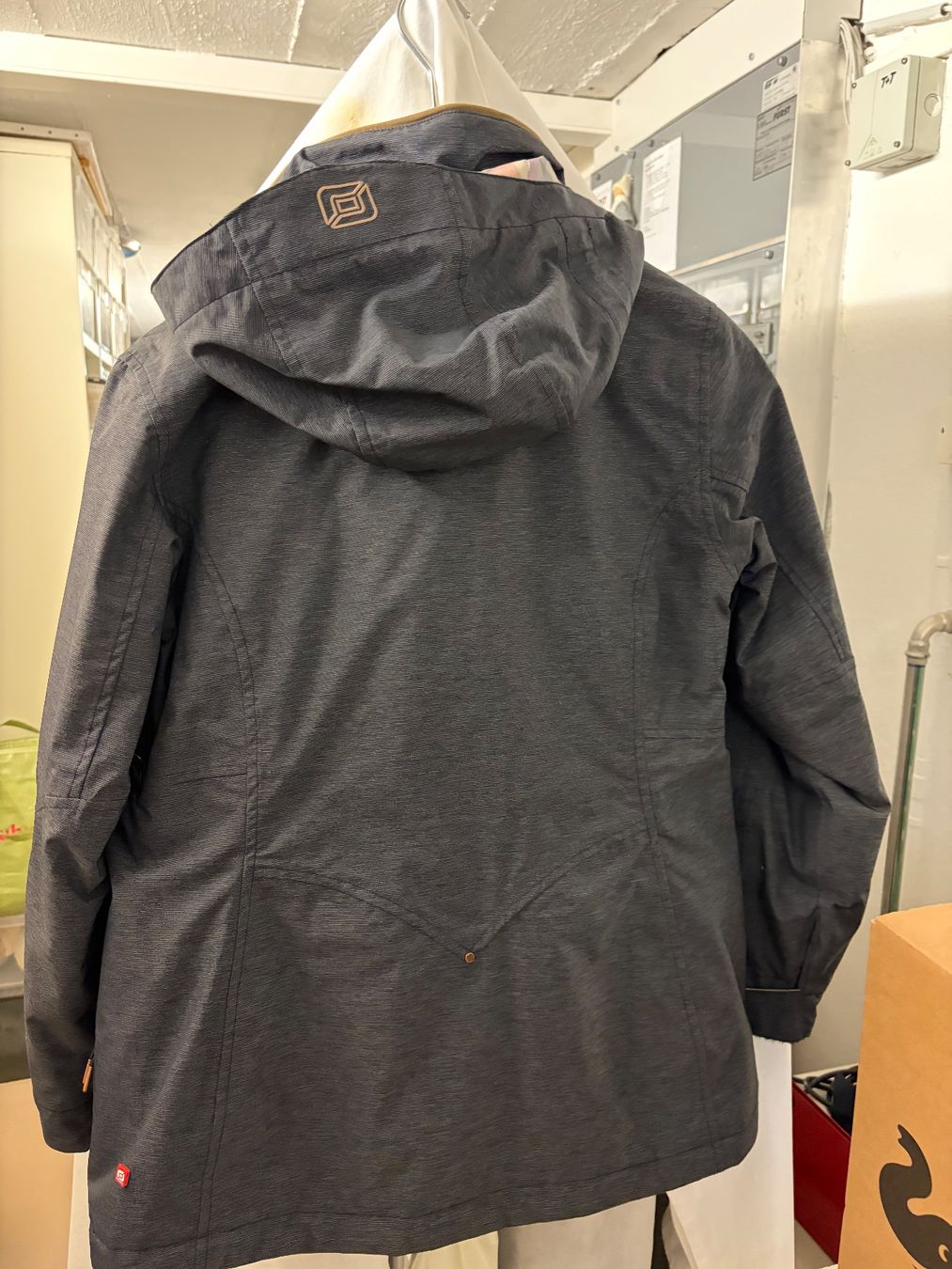 Jacken: Skijacke Damen - Grösse M – Gebraucht aus Olten von acn_hys6 2