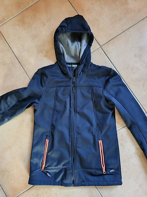 Giacche & Cappotti: Softshelljacke 158/164.  *NEU** – Usato da Gamprin venduto da man_j9fr