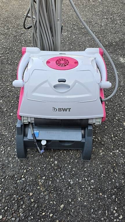 Accessoires de piscine: Poolroboter BWT – D'occasion à Brislach par urpami 2