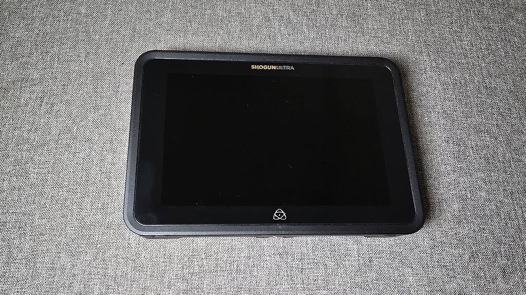 Enregistreurs: Atomos Shogun Ultra 7"  état neuf  – D'occasion à vevey par maelbadavd 4