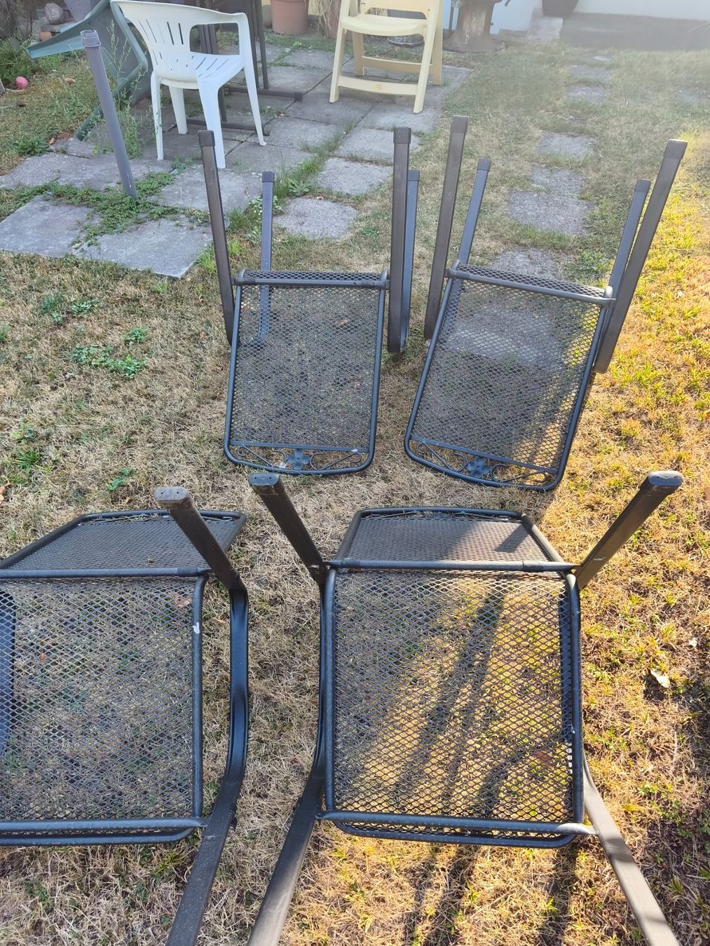 Sedie: 2 Garten Stühle zu verkaufen – Usato da Wädenswil venduto da Patriots 2